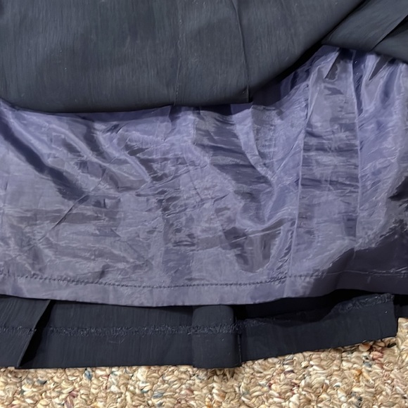 blue pleated skirt - Picture 4 of 4